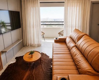Centro Apartment | Duplex Moderno 2 Suites no Coração do Centro - Avenida Principal! Ar nas 02 Suítes! Comporta até 06 Pessoas