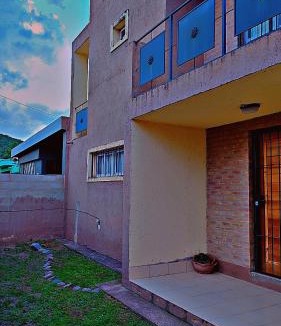 Rio Ceballos House | Duplex Unquillo