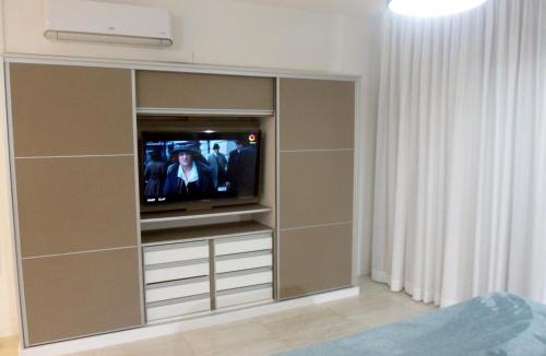 Parque Patricios Apartment | Dzain 1 - PISCINA -Gym- Cochera - Parrilla- Playromm- cercania Garrahan, favaloro, Britanico