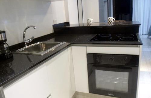 Parque Patricios Apartment | Dzain 1 - PISCINA -Gym- Cochera - Parrilla- Playromm- cercania Garrahan, favaloro, Britanico