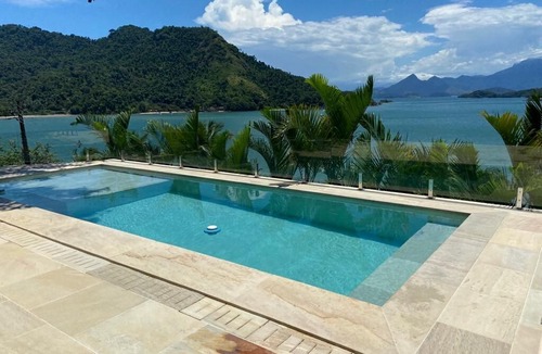 Ponta do Sape House | * EasyHost * PARADISE HOUSE WITH POOL AND PRIVATE BEACH