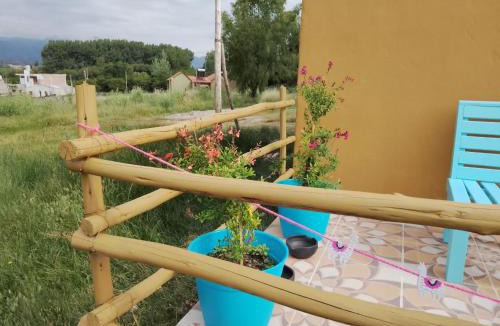 Humahuaca Apartment | El Cardón,monoambiente en el campo