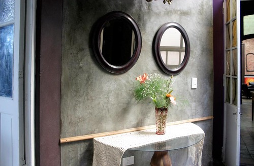 San Cristobal Bed & Breakfast | Elefante Rosa Hostel