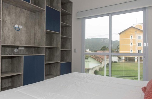Ingleses Sul Apartment | Elegância com Vista Mar nos Ingleses, 50m da Praia ING9201