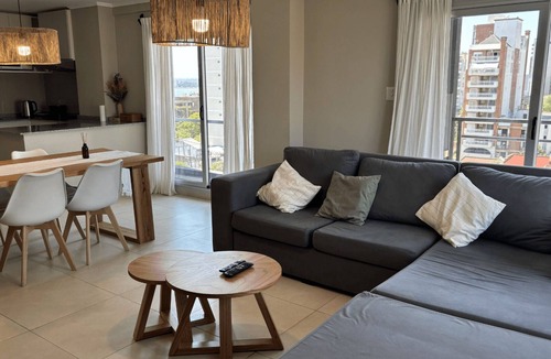 Posadas House | Elegance and comfort with a swimming pool and river views