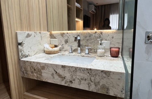 Congreso Hotel | Empire Hotel Buenos Aires by HS