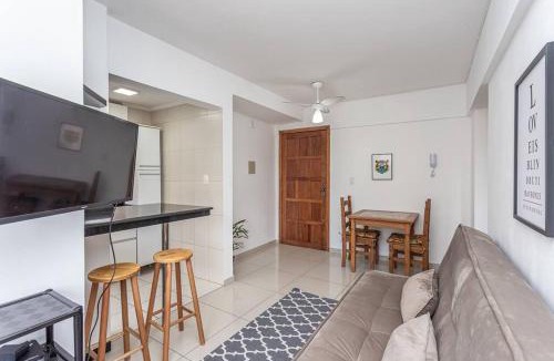 Cidade Baixa Apartment | Ensolarado e iluminado!