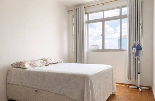 Jardim Paulista Apartment | Entire Apartment on Iconic Avenue Paulista for 3