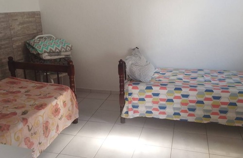 Itajuba House | Entire house near the lake, pets allowed. 4 minutes from the park.