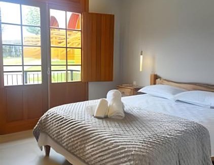 Santa Tereza House | Entre Pipas e Vinhedos - sossego e conforto