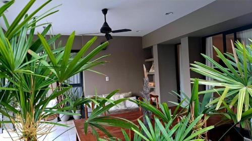 Yerba Buena House | Espectacular casa en Country del golf, Tucumán