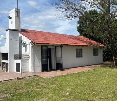Ramallo Apartment | Estadía de Campo, Gran Parque, Pileta y Pérgola para comer asados