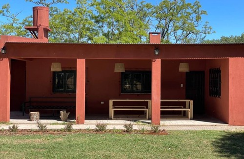 Gowland House | Estancia "La Reforma I"