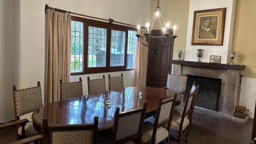 Balcarce Hotel | Estancia El Casco De Juan Manuel Fangio