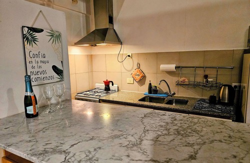 Comuna 7 Apartment | Este es tu hogar lejos de casa un lugar donde la comodidad y el confort se unen.