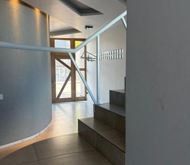 Bahia Blanca Apartment | "Estomba VISTA PREMIUM, céntrico, nuevo, super equipado, con balcón, cochera opcional en el mismo edificio"