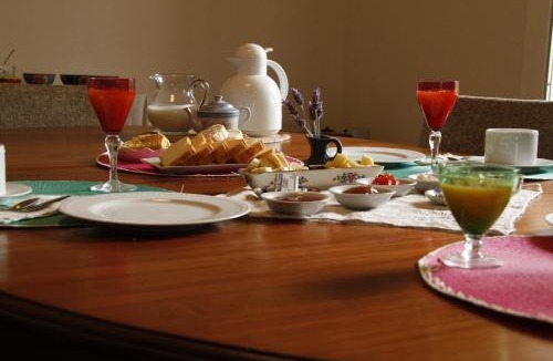 La Cumbre Bed & Breakfast | Evergreen