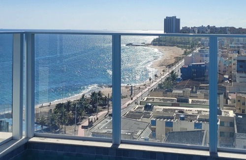 Amaralina Apartment | Exclusive and comfortable. Deluxe, ocean view, for executives and discerning guests. SM