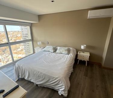 Mendoza City Center Apartment | exclusivo departamento en Torre Leloir, Seguridad 24 HS cochera privada