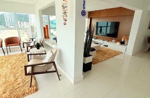 Centro Apartment | Exclusivo Frente Mar na Barra Sul Av. Atlântica