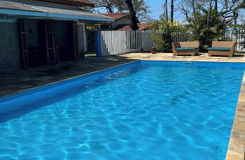 Santa Terezinha House | Family-friendly beachfront condominium.