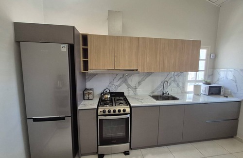 Mendoza City Center House | Family Home with Pool in Mendoza | Perfect for Relaxation | Oasis Mendoza