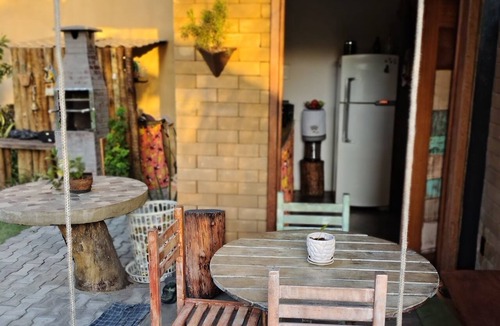 Vera Cruz House | Feet in the Sand and Tranquility: The Perfect Secret Retreat on Calado Beach.