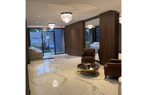 Remedios de Escalada Apartment | Flat 10 in Escalada spacious and bright / with pool