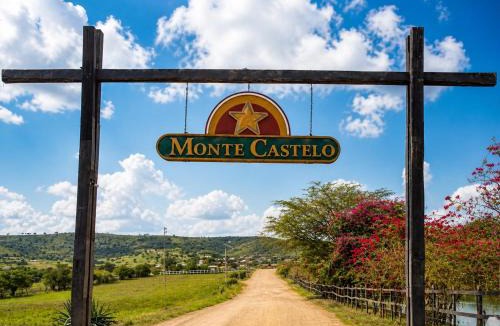 Saire Apartment | Flat no Monte Castelo, Gravatá-PE - Ao lado das Piscinas e Fazendinha