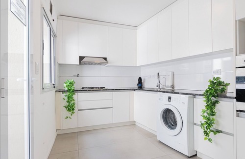 Mataderos House | Fliphaus + Soho Vibes 'C' - 4 Bd Pool & BBQ