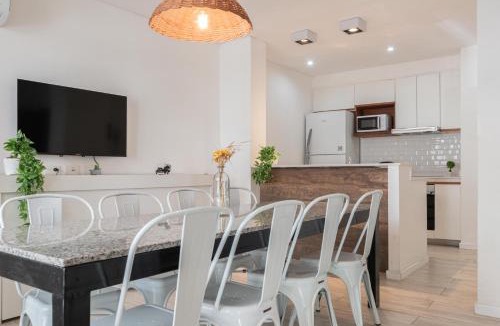 Palermo Ski Chalet | Fliphaus Sohohaus Aparts B - Plaza Serrano