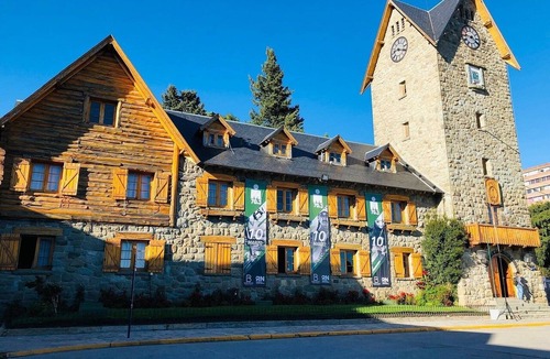 San Carlos de Bariloche Hotel | Four Garden-View Quads + Free Breakfast | 19-min Walk Chocolate Museum