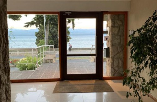 Centro Apartment | Frente al lago