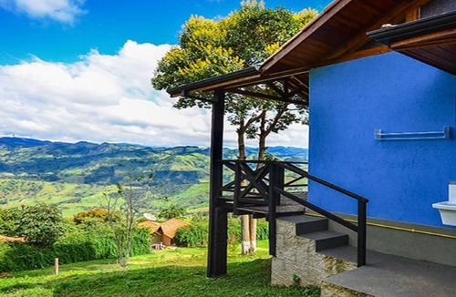Goncalves Ski Chalet | Full view of the Mantiqueira Mountains (chalet 6)
