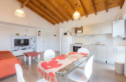 Belgrano Apartment | Gaia, Parking and Nahuel Huapi Lake View