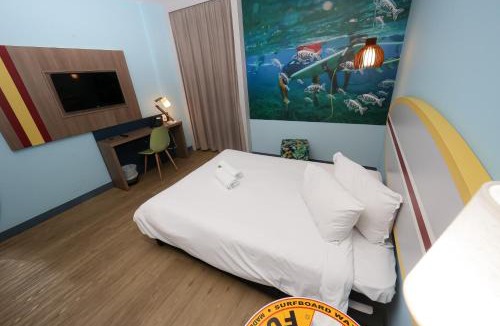 Jardim Vitoria Hotel | Golden Tulip Guarujá - Antigo Delphin Surf Hotel