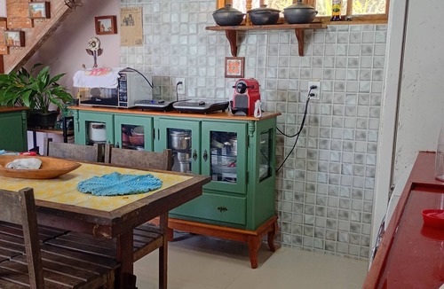 Barra de Guaratiba House | Grandma's scent in the middle of the woods.