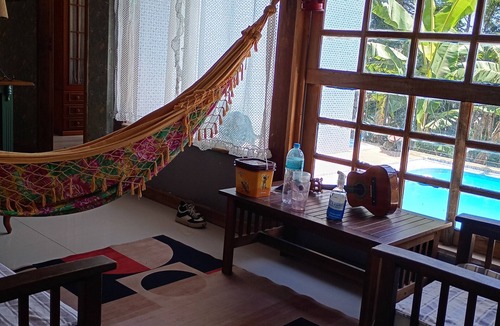 Barra de Guaratiba House | Grandma's scent in the middle of the woods.