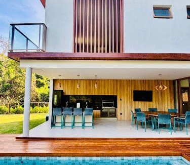 Castelo da Torre House | Green House Praia do Forte- 4 Suítes Premium