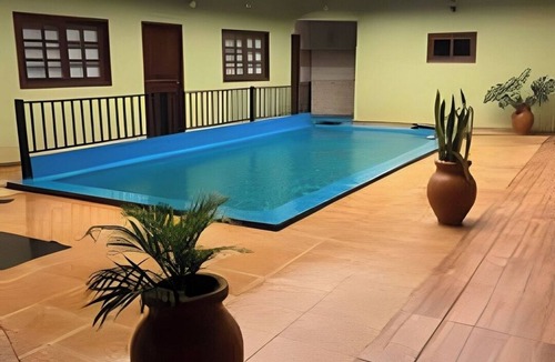 Zona Granja Apartment | Habitación 2 Pax - Con piscina y garage.