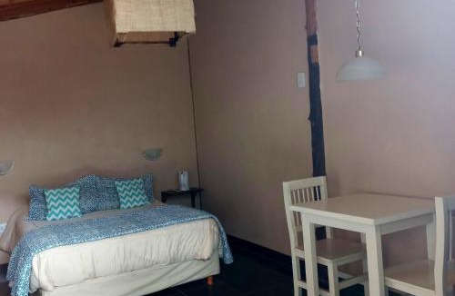 El Bolson Hotel | Habitación con baño privado