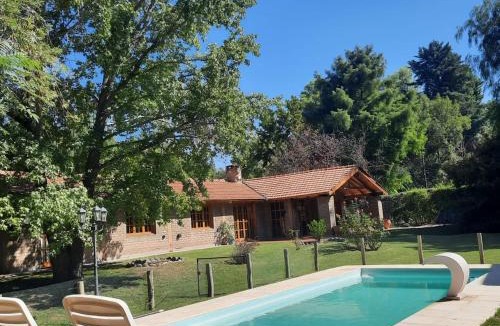 Chacras de Coria Villa | HERMOSA CASA en CHACRAS DE CORIA