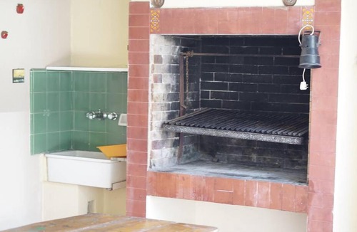 Flores House | Hermosa y amplia residencia con jardín y asador