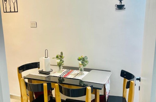 Florida Apartment | Hermoso y Calido departamento en Vicente Lopez ubicacion inmejorable , 100 metros del tren , cerca de River, tecnopolis , a pasos tenes todo