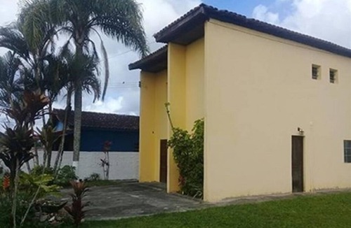 Cananeia House | Holiday home or room with pool