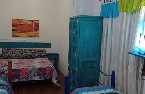 Flores Hostel | Hospedaje La Rana