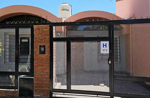 Trelew Apartment | Hospedaje Soberanía 573