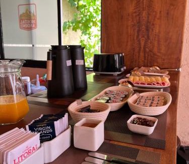 Eugenio Bustos Hotel | Hostal Andino