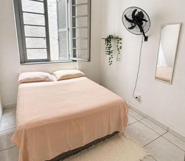 Floresta Hostel | Hostel Bahia - Próx a Shopping Total e Hospital Presidente Vargas
