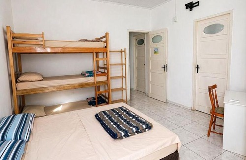 Floresta Hostel | Hostel Bahia - Próx a Shopping Total e Hospital Presidente Vargas